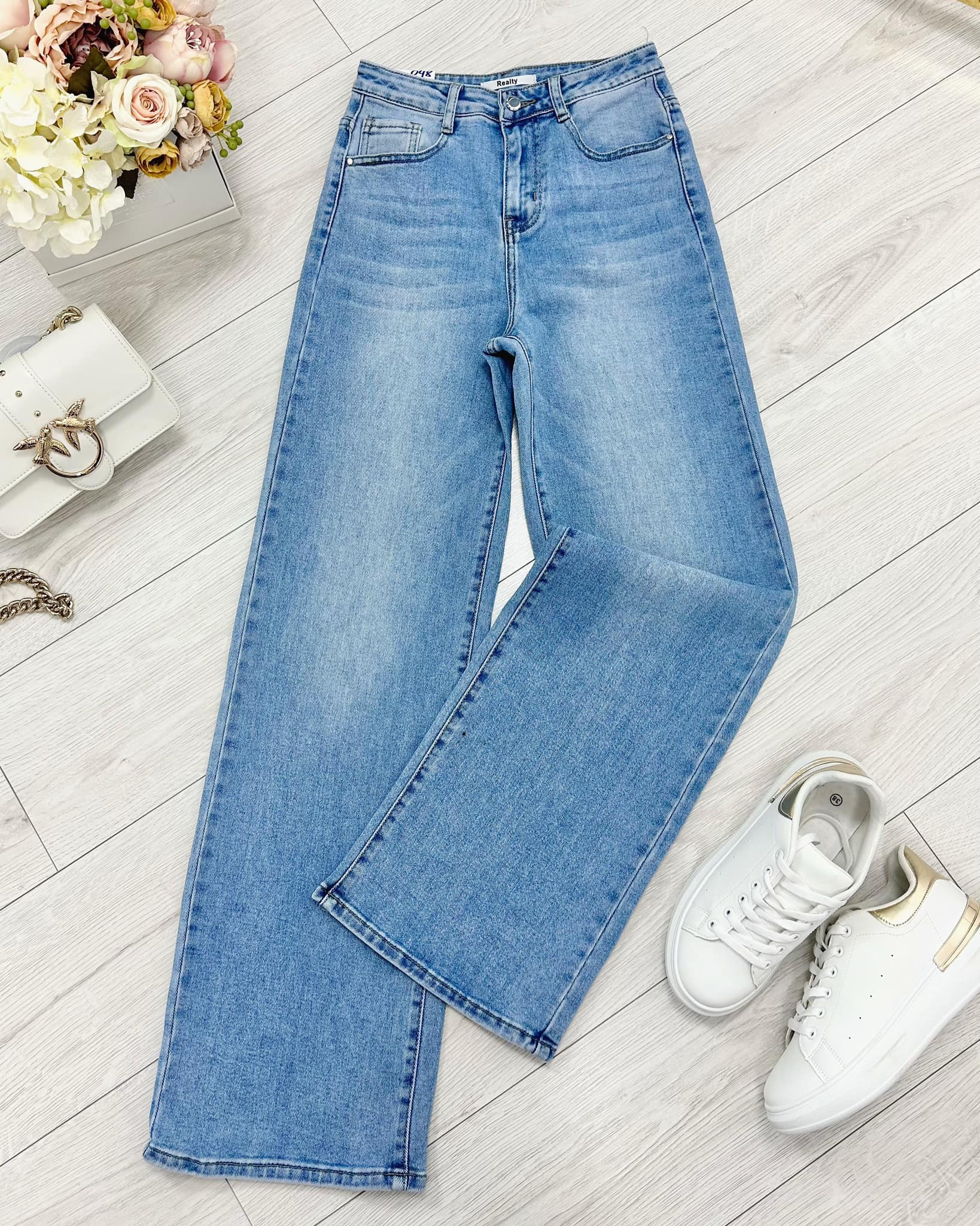 Szerokie jeansy Wide Leg – szwedy